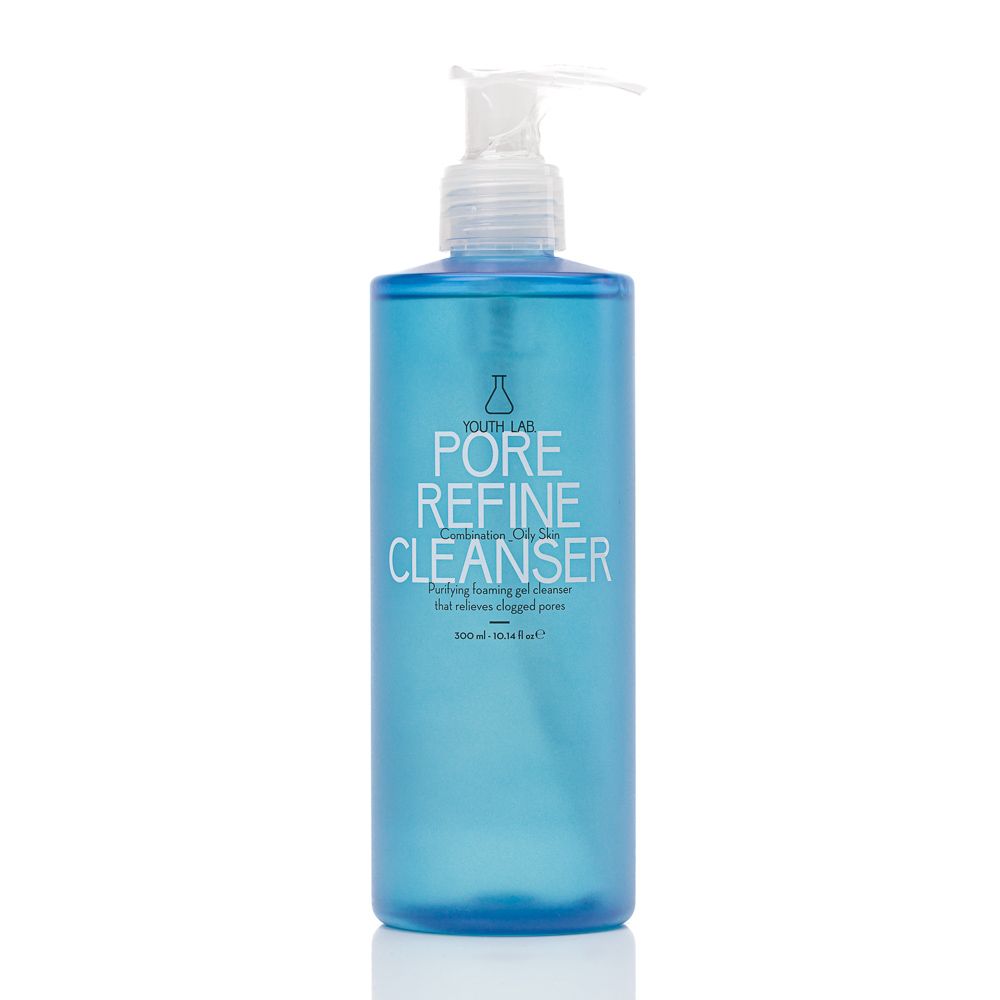 Blau transparente Flasche mit Pumpe. Aufschrift: YOUTH LAB PORE REFINE CLEANSER. Produkt für Mischhaut/fettige Haut. Reinigendes Gel.