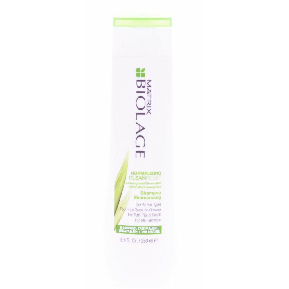 Weißes Shampoo mit grünem Deckel. Matrix Biolage-Logo und Produktbezeichnung. Text: Normalizing Clean Reset Shampoo.