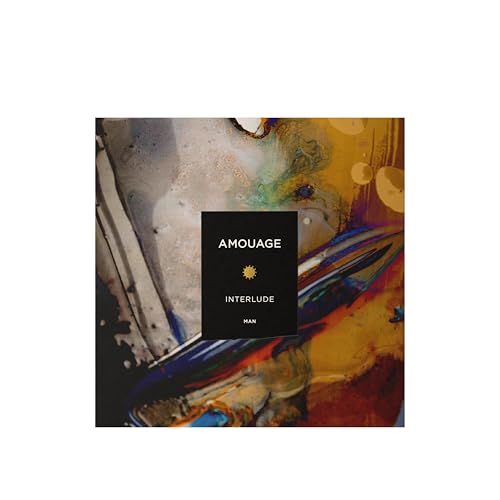 Schwarze Verpackung mit Aufschrift: AMOUAGE INTERLUDE MAN. Goldfarbenes Logo und Schriftzug. Abstraktes Design.
