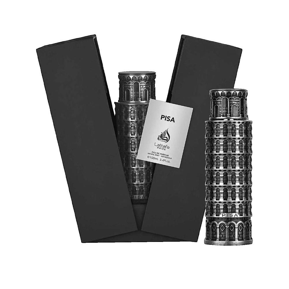 Parfümflakon in Form des schiefen Turms von Pisa, in schwarzer Verpackung. Etikett mit Schriftzug: PISA, Lattafa.