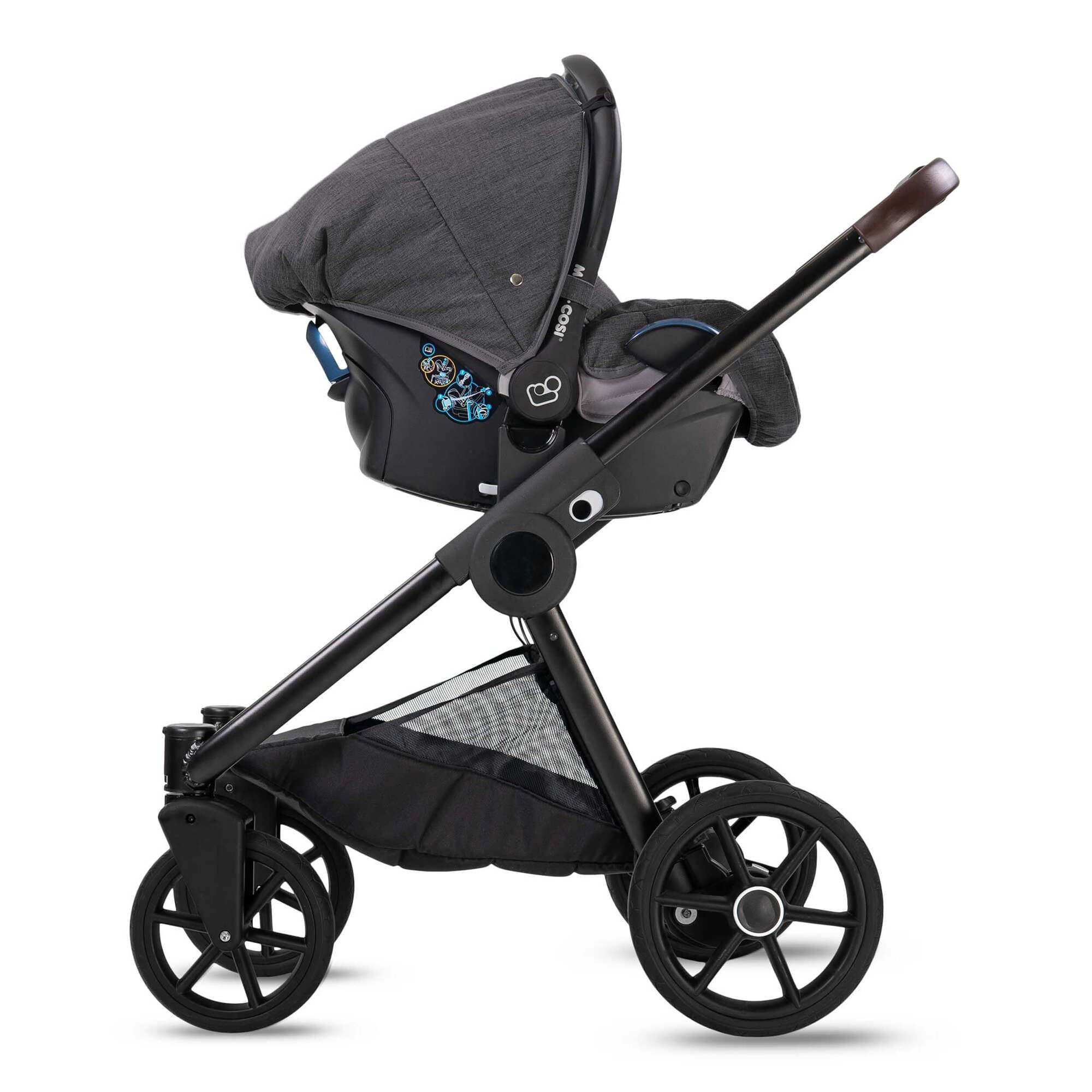 Kombikinderwagen mit Babyschale. Anthrazit, schwarzes Gestell, brauner Griff. Babyschale mit blauen Akzenten.