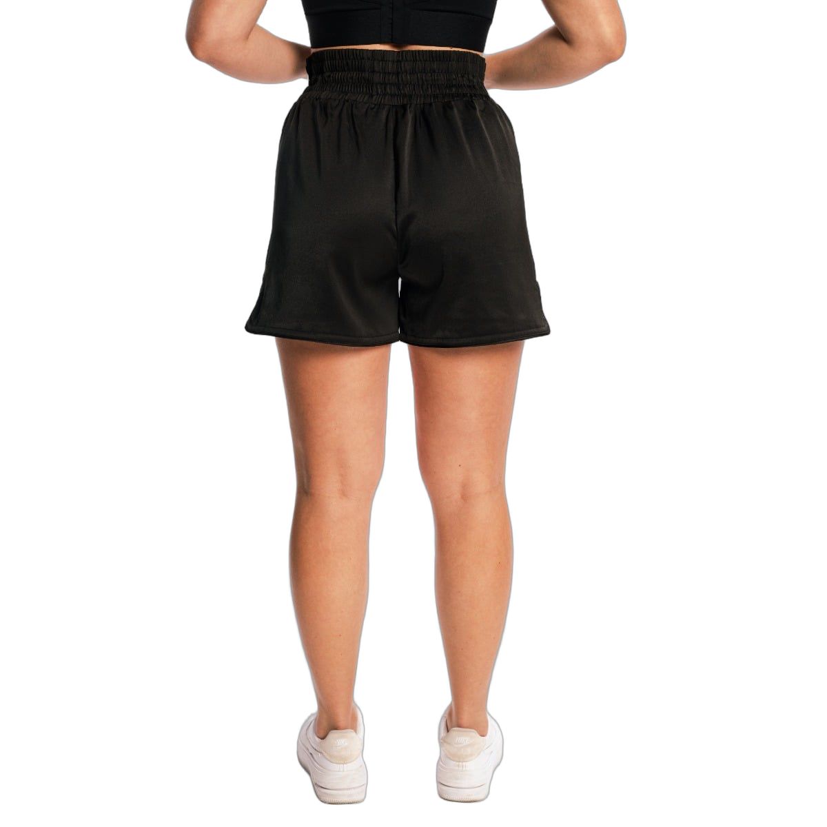 GymBeam Boxing Shorts Damen regular mit Kordelzug und Taschen in Schwarz