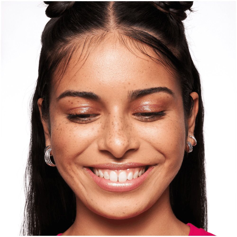 Essence - Skin Tint Foundation