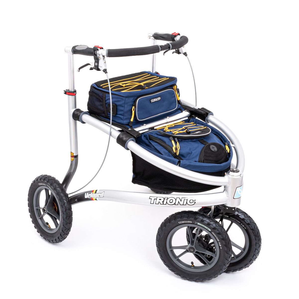 Rollator mit drei Rädern, silberfarbenem Rahmen, blauer Tasche mit gelben Details. TRIONIC-Schriftzug.