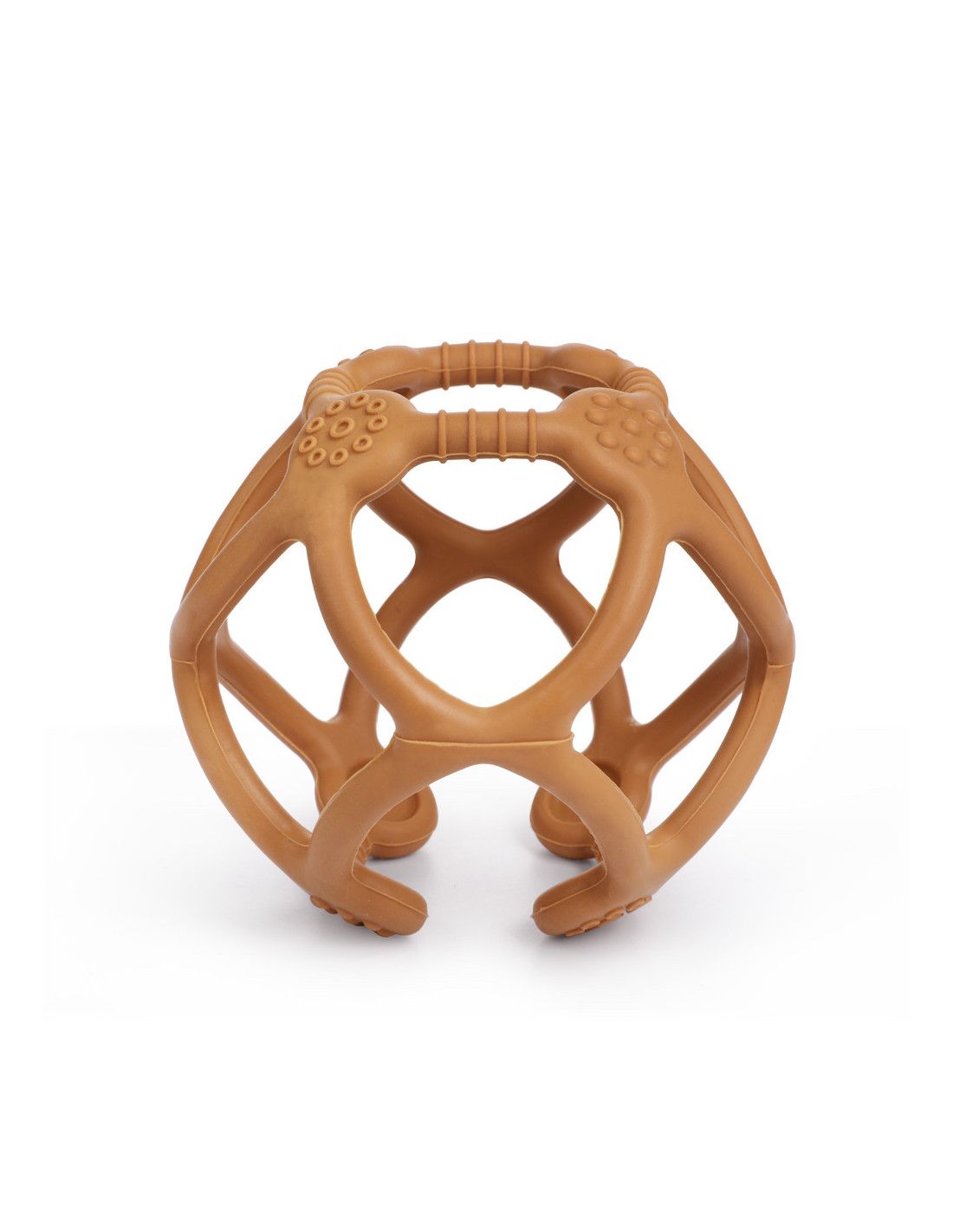Beigefarbener, kugelartiger Beißring mit Griffen und strukturierten Oberflächen. Offenes Design mit mehreren Bögen.