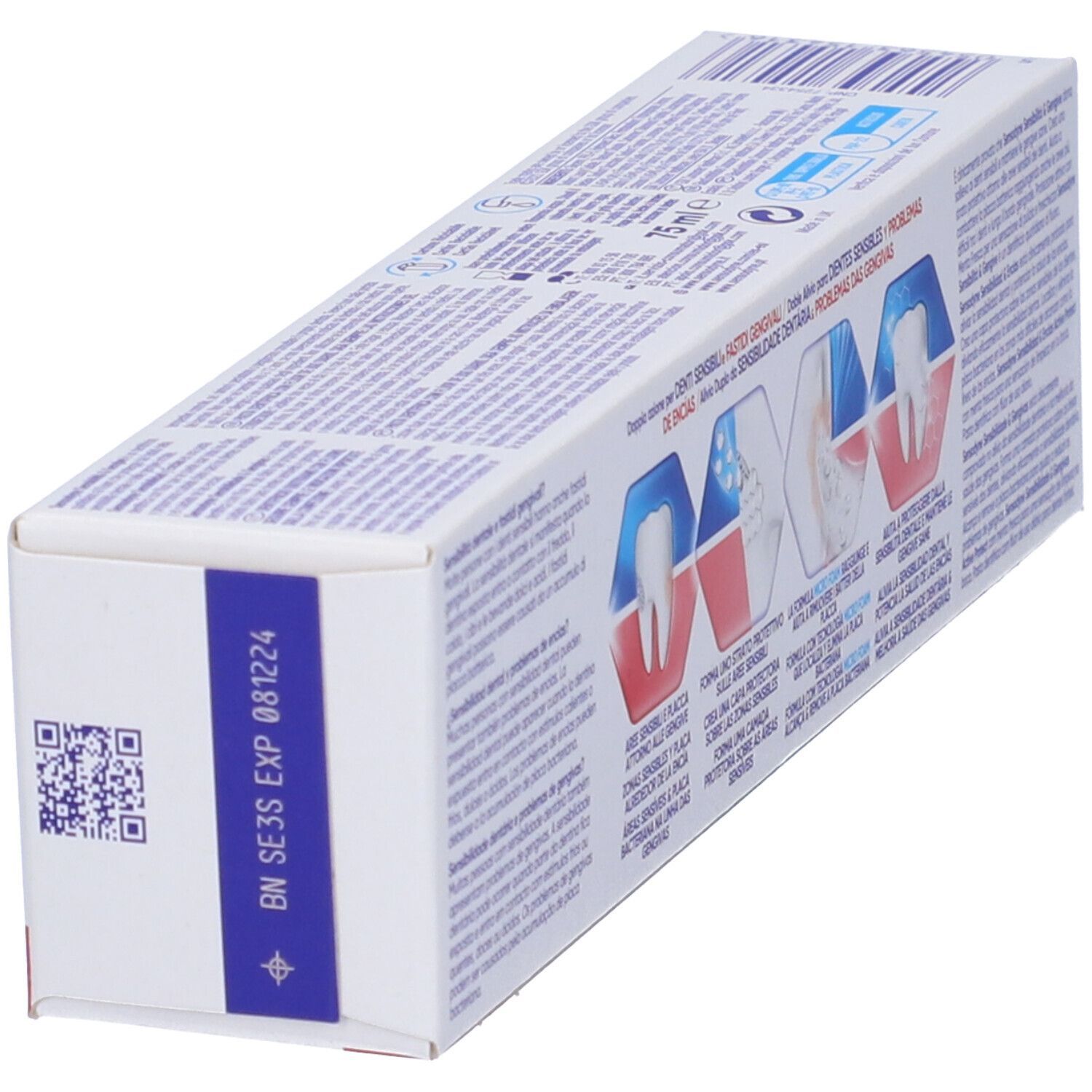 Confezione di dentifricio bianca, accenti blu e verdi. Scritta SENSODYNE, Sensibilità & Gengive. Codice QR e data di scadenza.