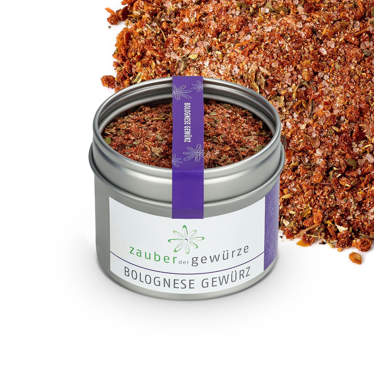 Gewürzmischung in Dose. Dose mit Deckel und Etikett. Aufschrift: Zauber der Gewürze Bolognese Gewürz. Gewürze daneben.