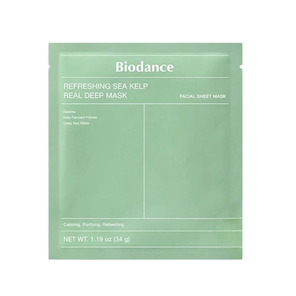 Grüne Verpackung mit Produktnamen und Inhaltsangaben. Text: Refreshing Sea Kelp Real Deep Mask, Facial Sheet Mask.
