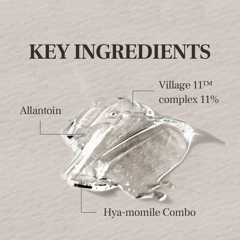 Nahaufnahme einer transparenten Gelprobe. Beschriftung: KEY INGREDIENTS. Inhaltsstoffe: Allantoin, Hya-momile Combo, Village 11™ complex.