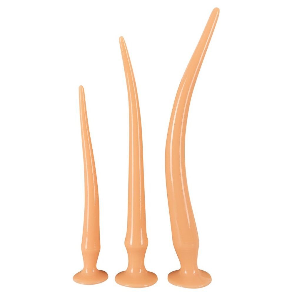 Set aus drei analen Plug-Spielzeugen. Verschiedene Größen, beige. Basis und konische Form.