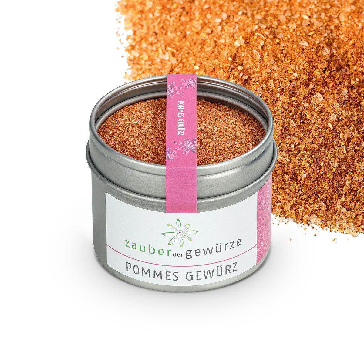 Geöffnete Dose Pommes Gewürz. Rosa Etikett mit Schriftzug. Gewürz daneben.