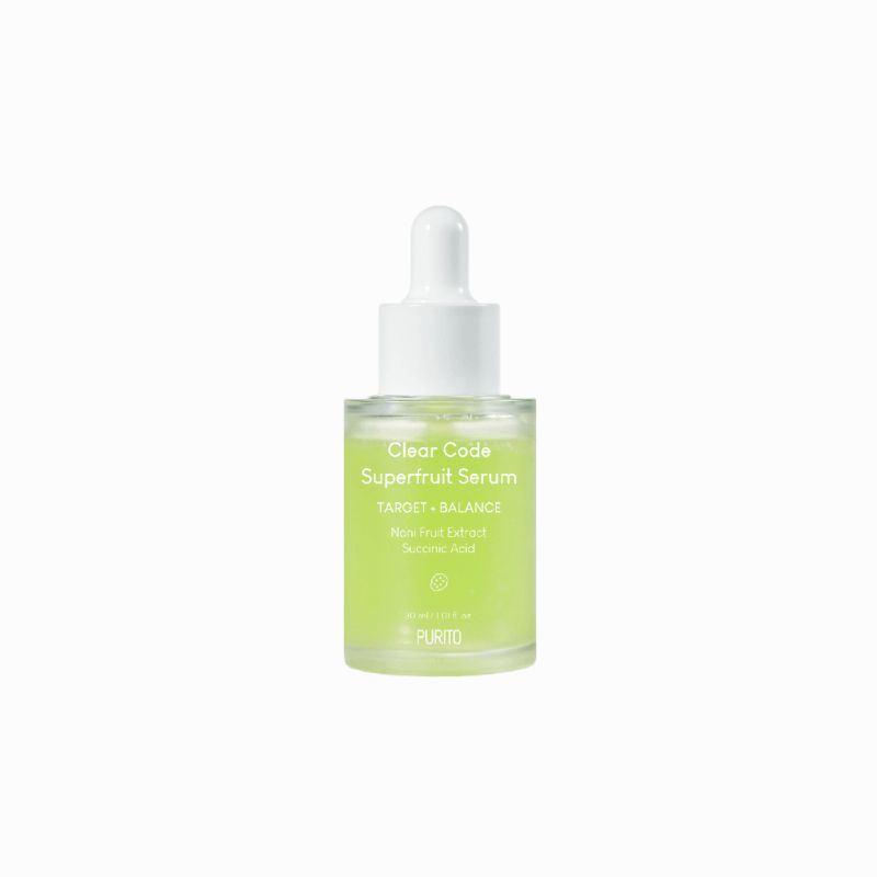 Serumflasche mit Pipette, grüne Flüssigkeit. Text: Clear Code Superfruit Serum, Noni Fruit Extract, Succinic Acid. PURITO.