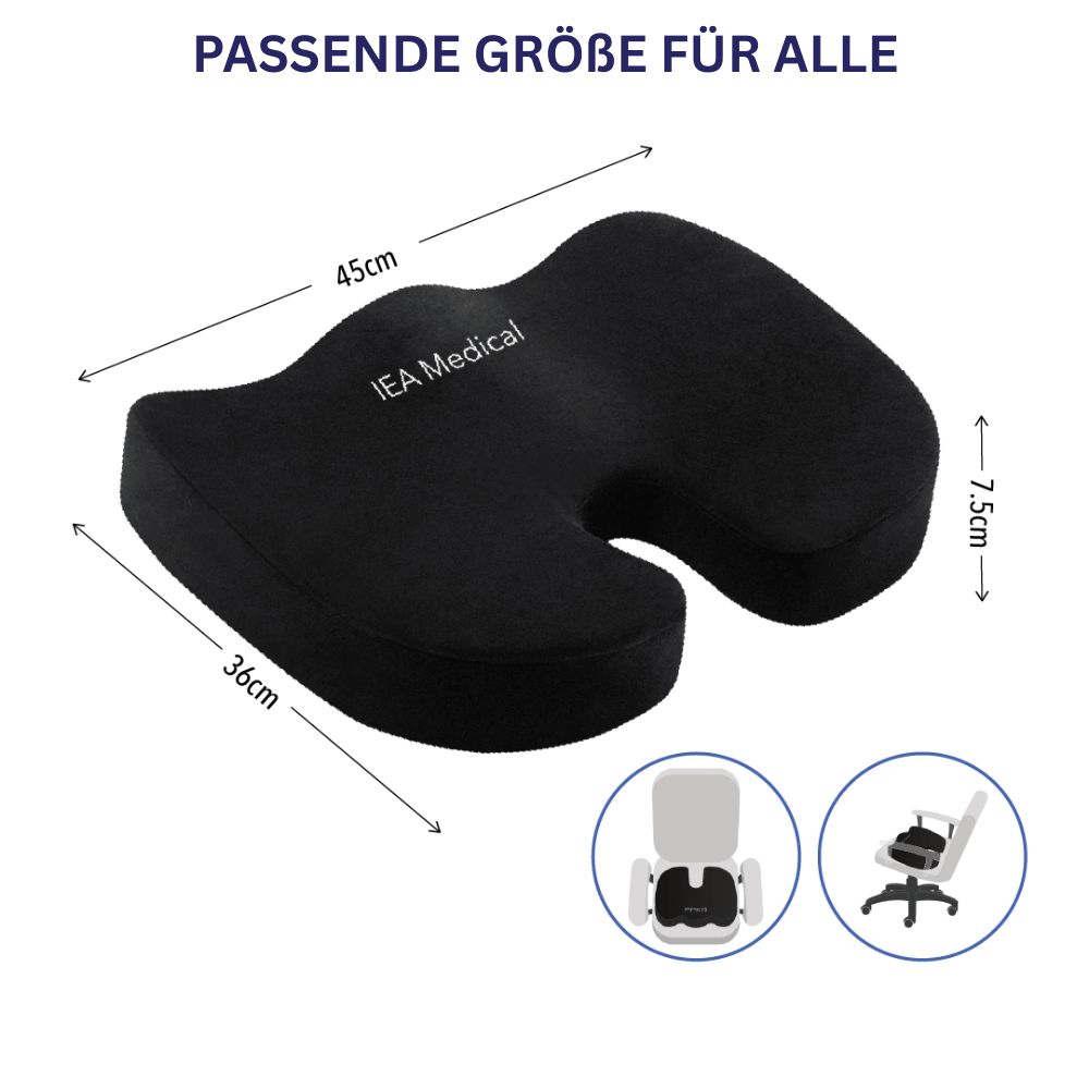 Schwarzes orthopädisches Sitzkissen mit Maßen: 45x36x7.5cm. IEA Medical Logo.