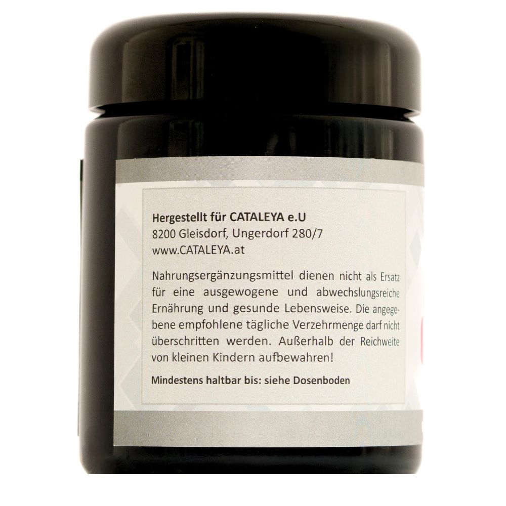 Schwarze Dose mit weißem Etikett. Text: CATALEYA e.U., Nährwertangaben. Mindesthaltbarkeit. Hergestellt in Österreich.