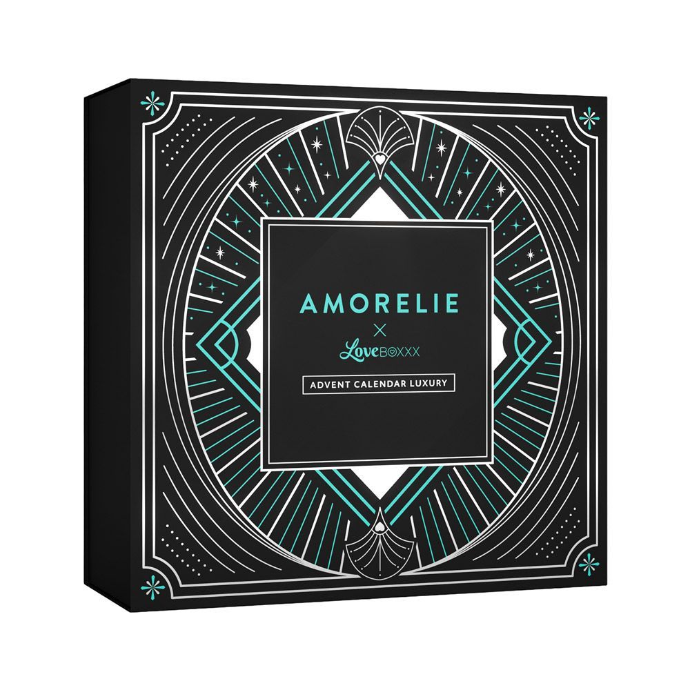 Adventskalender-Box, quadratisch, schwarz mit geometrischem Muster und AMORELIE-Logo. Text: ADVENT CALENDAR LUXURY.