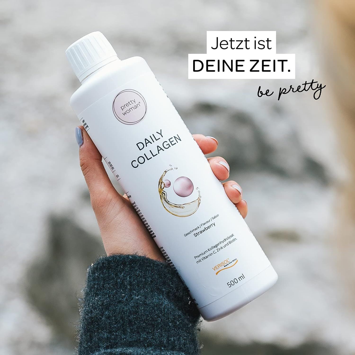 Weiße Flasche "Daily Collagen" in Hand. Text: "Jetzt ist DEINE ZEIT. be pretty".