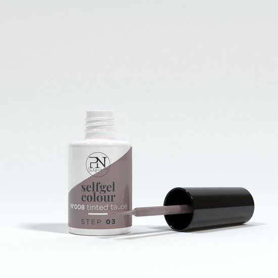 Flasche PN Selfgel Vernis Semi-Permanent, N8 Tinted Taupe. Pinsel liegt daneben. Aufschrift: selfgel colour, Step 03.