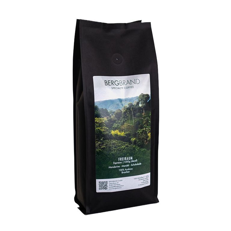 Schwarzer Beutel mit BERGBRAND-Logo und Produktinformationen.