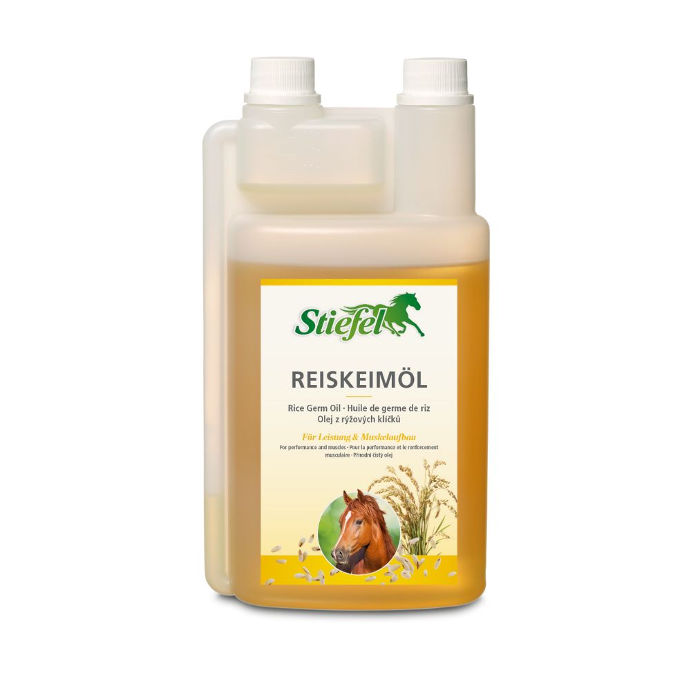 Behälter mit gelbem Öl. Etikett mit Produktname, Marke Stiefel und Pferdeabbildung. Text in mehreren Sprachen.