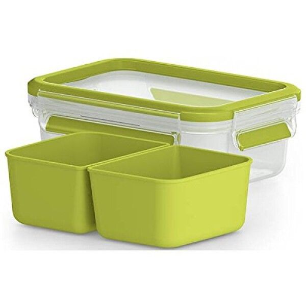 Rechteckige, transparente Box mit grünem Deckel und zwei grünen Einsätzen. Der Deckel hat einen Clipverschluss.