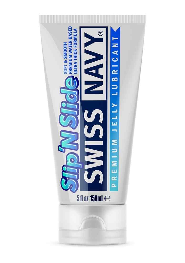 Weisse Tube mit "Swiss Navy Slip'N Slide". Enthält Text: "Premium Jelly Lubricant". 150ml.