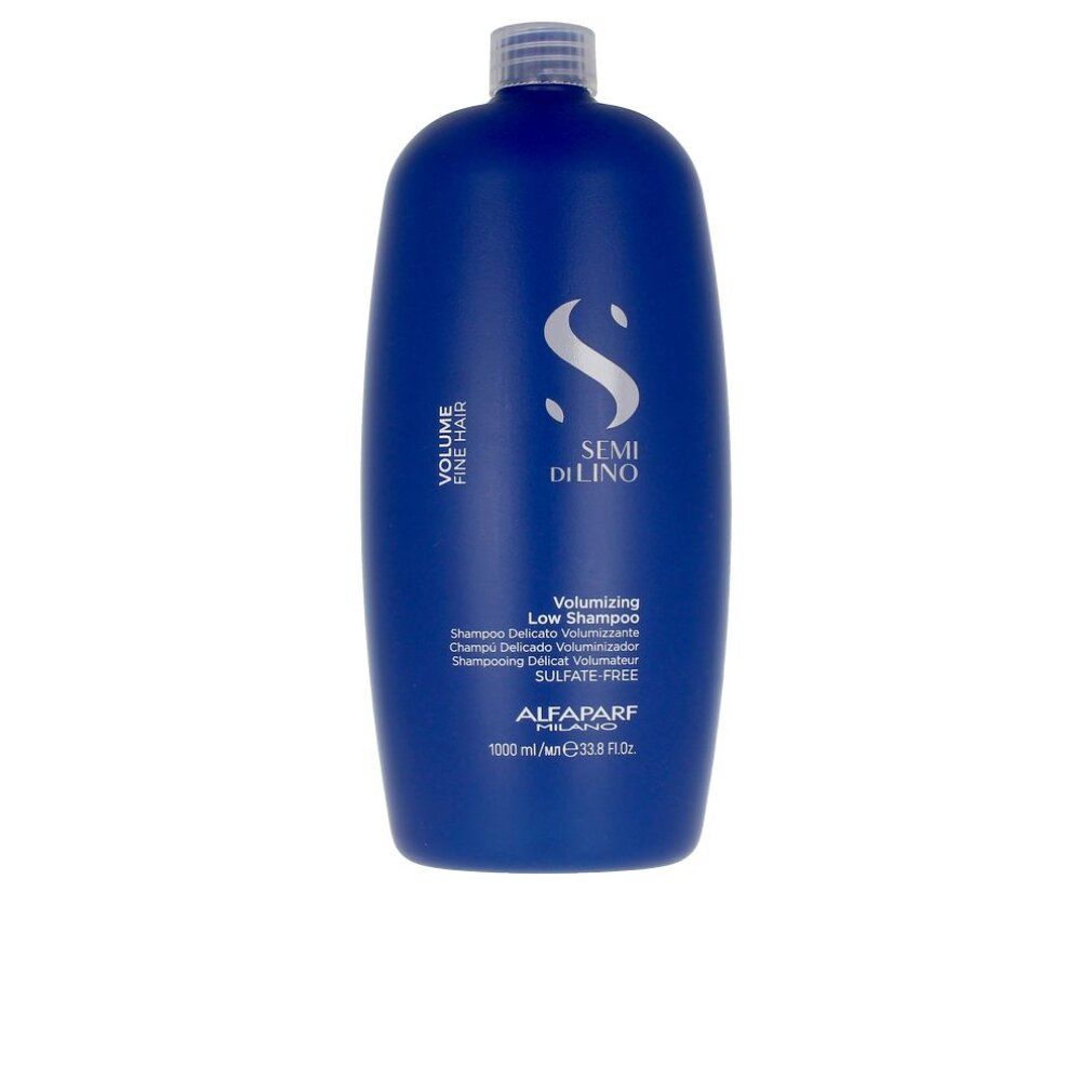 Blaue Shampoo-Flasche mit weißem Deckel. Text: Semi Di Lino, Volume Fine Hair, Volumizing Low Shampoo, Alfaparf Milano. 1000 ml.