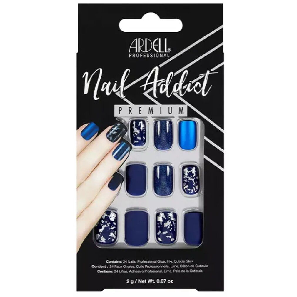 Ardell Nail Addict Matte Blue Kunstnägel. Schwarze Verpackung mit Produktabbildung. 24 Nägel, Kleber, Feile, Nagelhautstab.