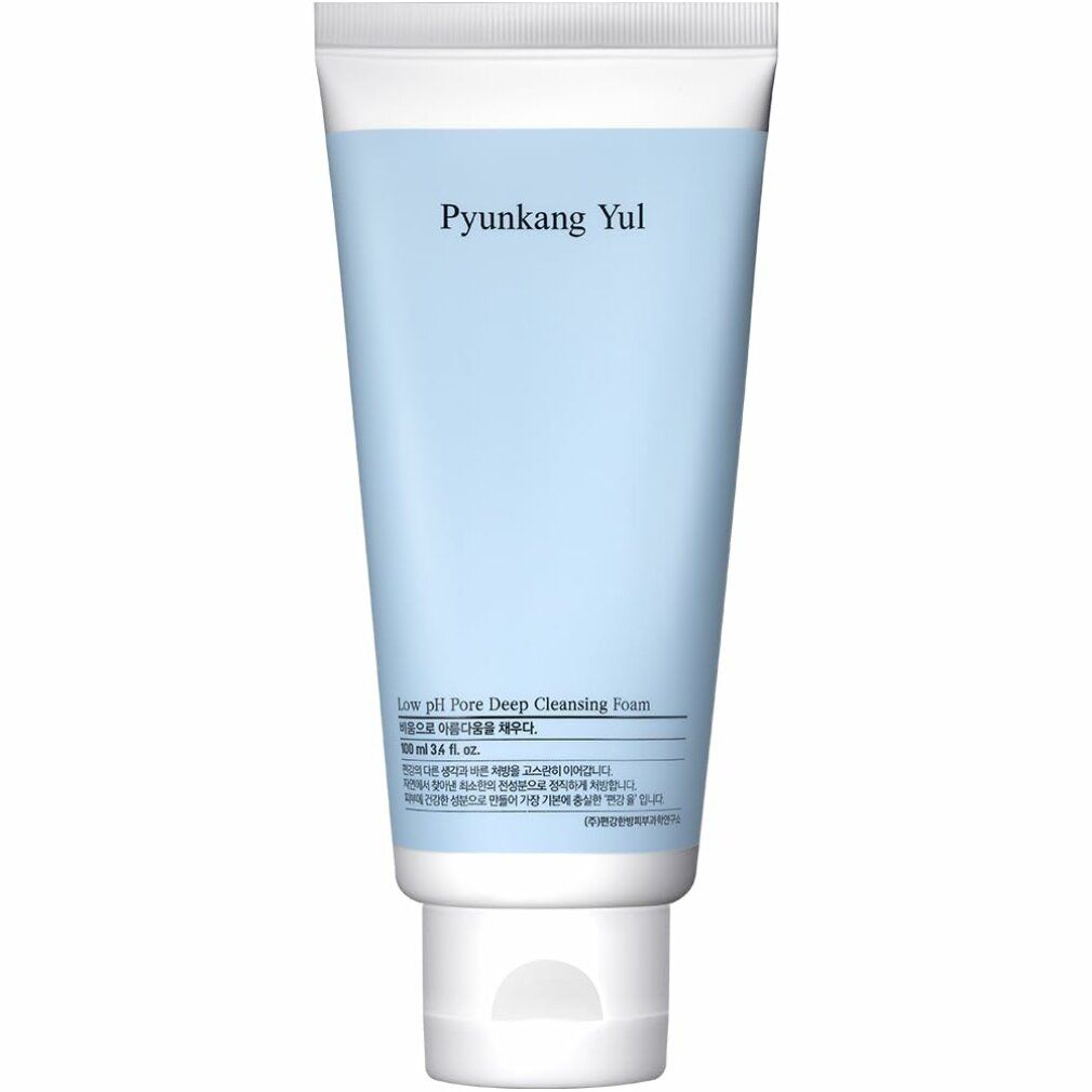 Hellblaue Tube mit Hautpflegeschaum. Aufschrift Pyunkang Yul. Produktbezeichnung und weitere Informationen in kleiner Schrift.