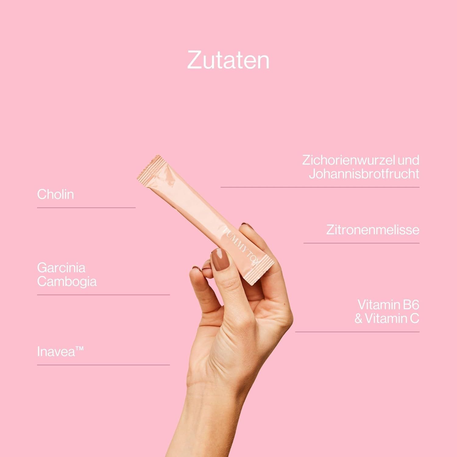 Hand hält einen rosa Beutel mit "Tummy Tox". Zutaten: Cholin, Garcinia Cambogia, Inavea, Zichorienwurzel, Zitronenmelisse, Vitamine.