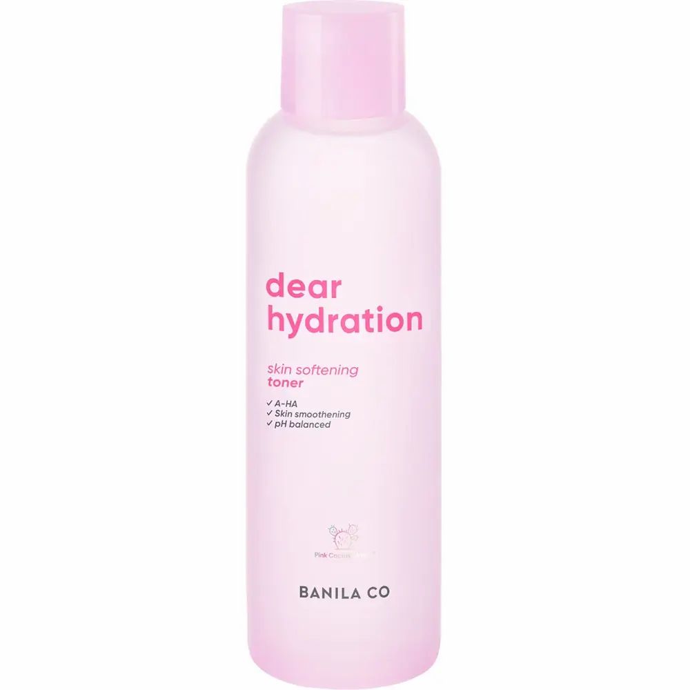 Rosa Flasche mit "dear hydration"-Aufdruck. Text: "skin softening toner", "A-HA", "pH balanced". Marke: BANILA CO.