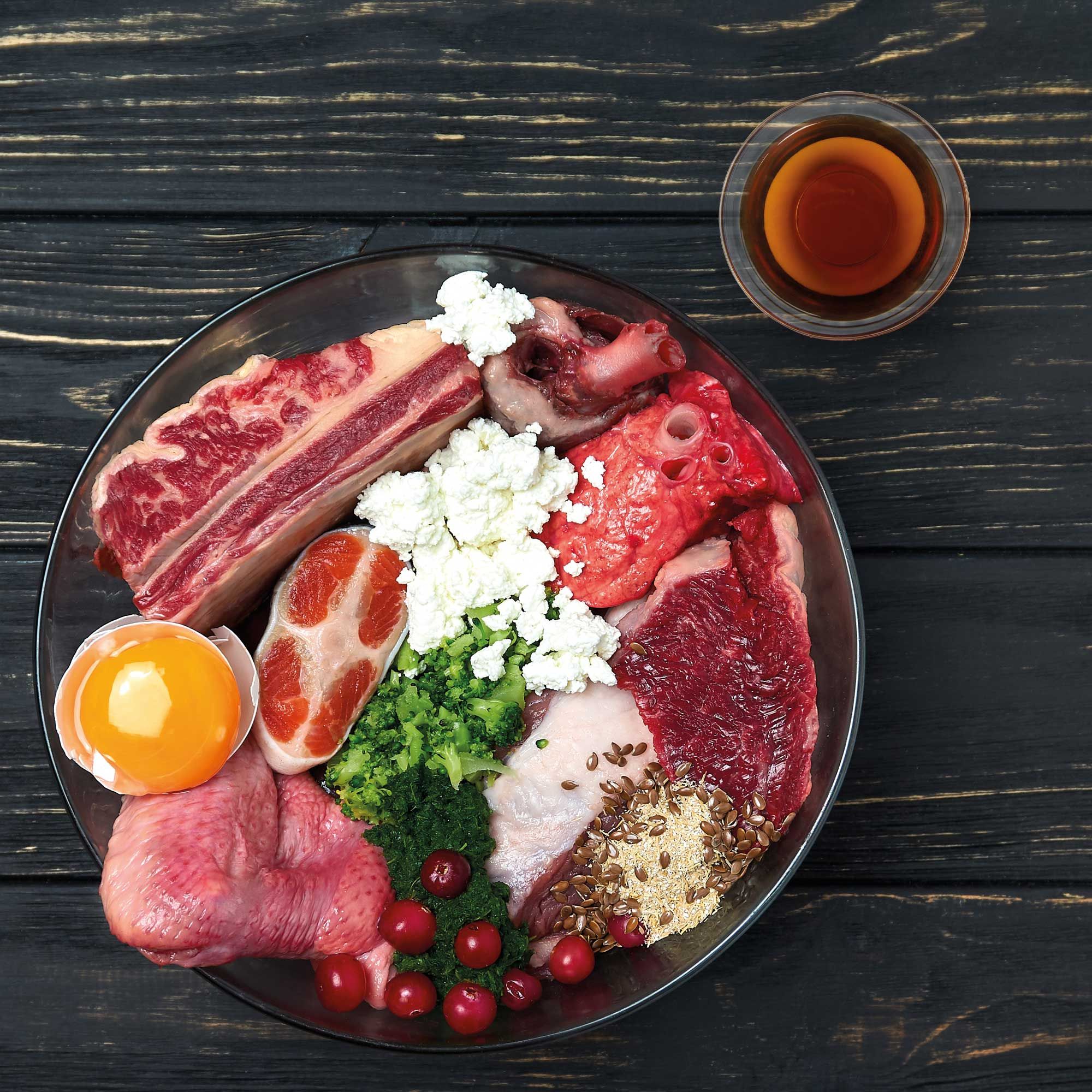 Schecker Algenöl für Hunde - vegan - natürlich - nachhaltig - rein - Öl der Meeresalge Schizochytri