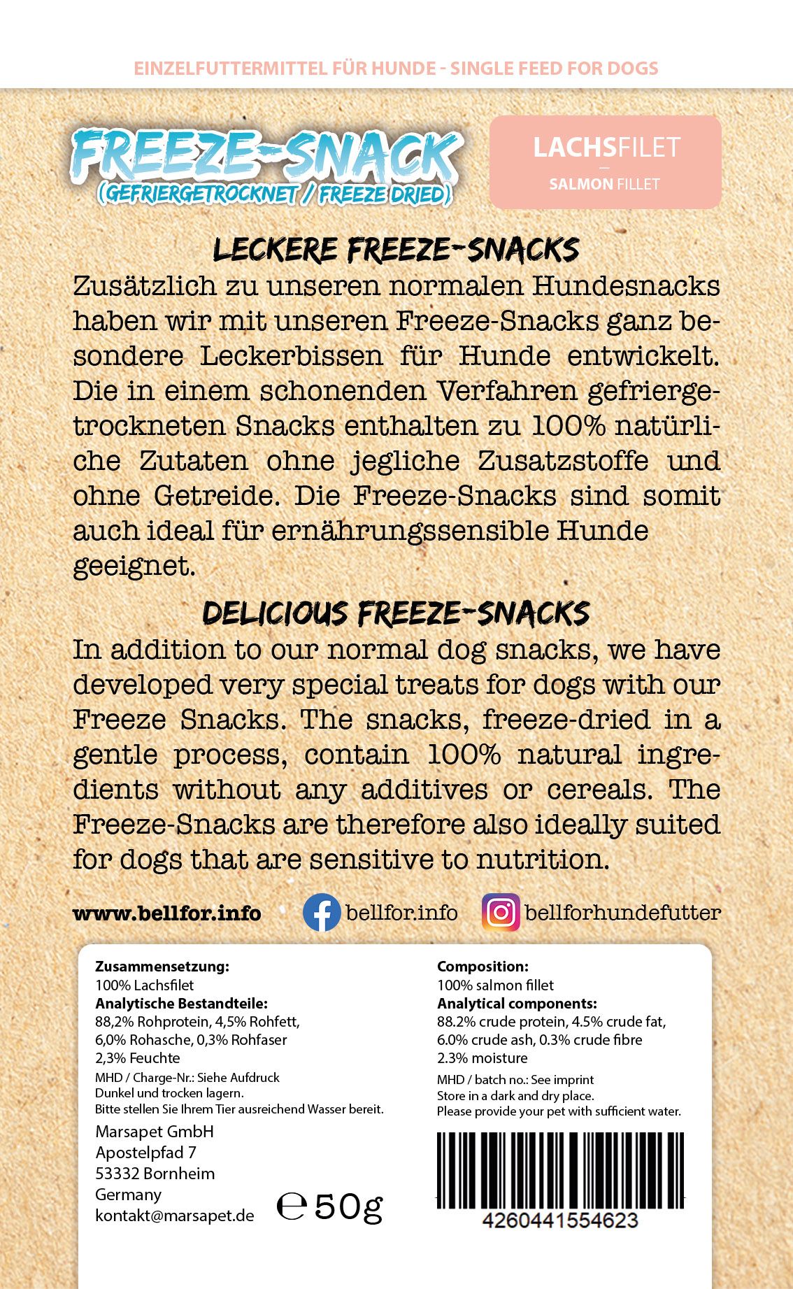 Rückseite einer Verpackung mit Text. Enthält Informationen zu Gefriergetrockneten Snacks für Hunde, Lachsfilet.