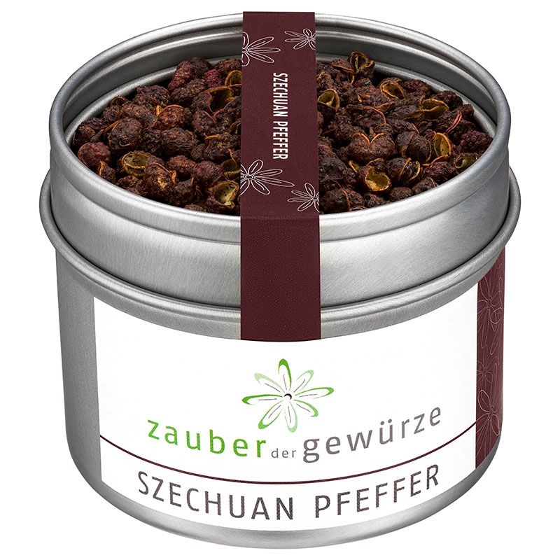 Runde Dose mit Szechuan Pfeffer. Aufschrift: Zauber der Gewürze. Dunkelroter Streifen mit Aufschrift Szechuan Pfeffer.