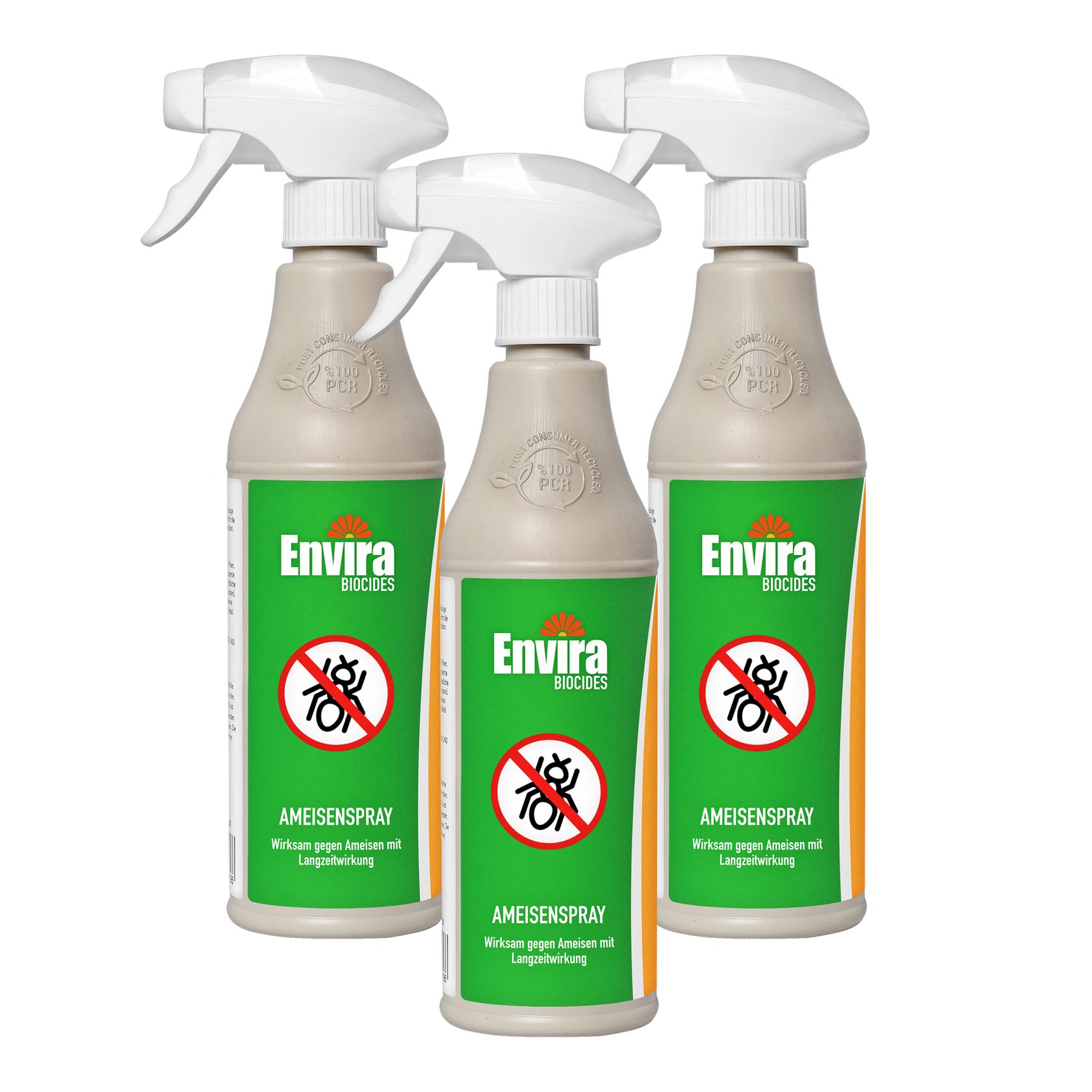 Drei Flaschen Envira Ameisenspray stehen nebeneinander. Jede Flasche hat einen weißen Sprühkopf und ein grünes Etikett mit dem Produktnamen und Informationen. Das Etikett zeigt ein rotes Symbol für Ameisen und den Hinweis 'Wirksam gegen Ameisen mit Langzeitwirkung'.