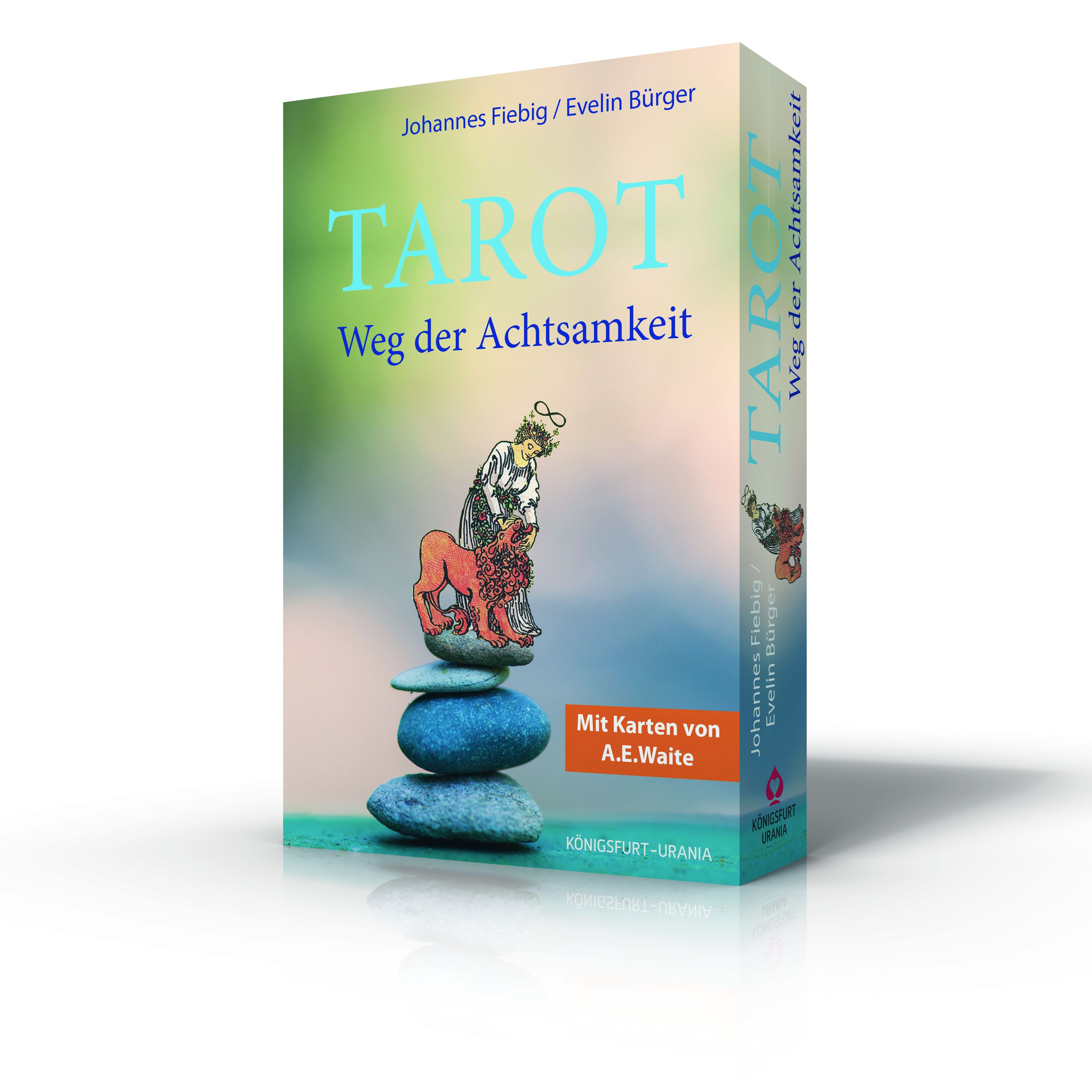 Buch "Tarot Weg der Achtsamkeit". Titel und Autoren auf dem Cover. Illustration von Steinen und einer Figur. Verpackung.