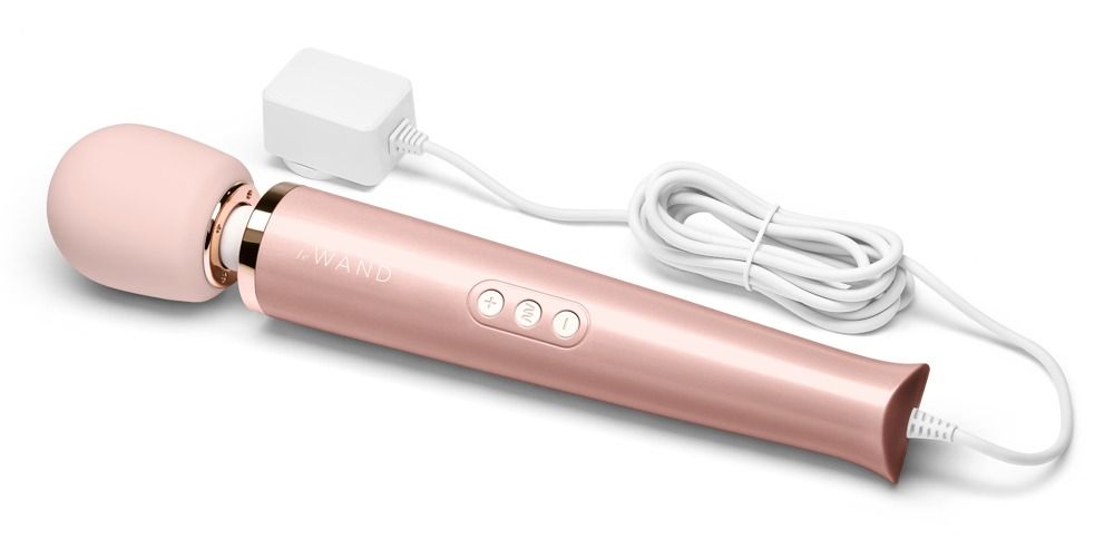 Le Wand Powerful Plug-In Wand-Massager Rosé