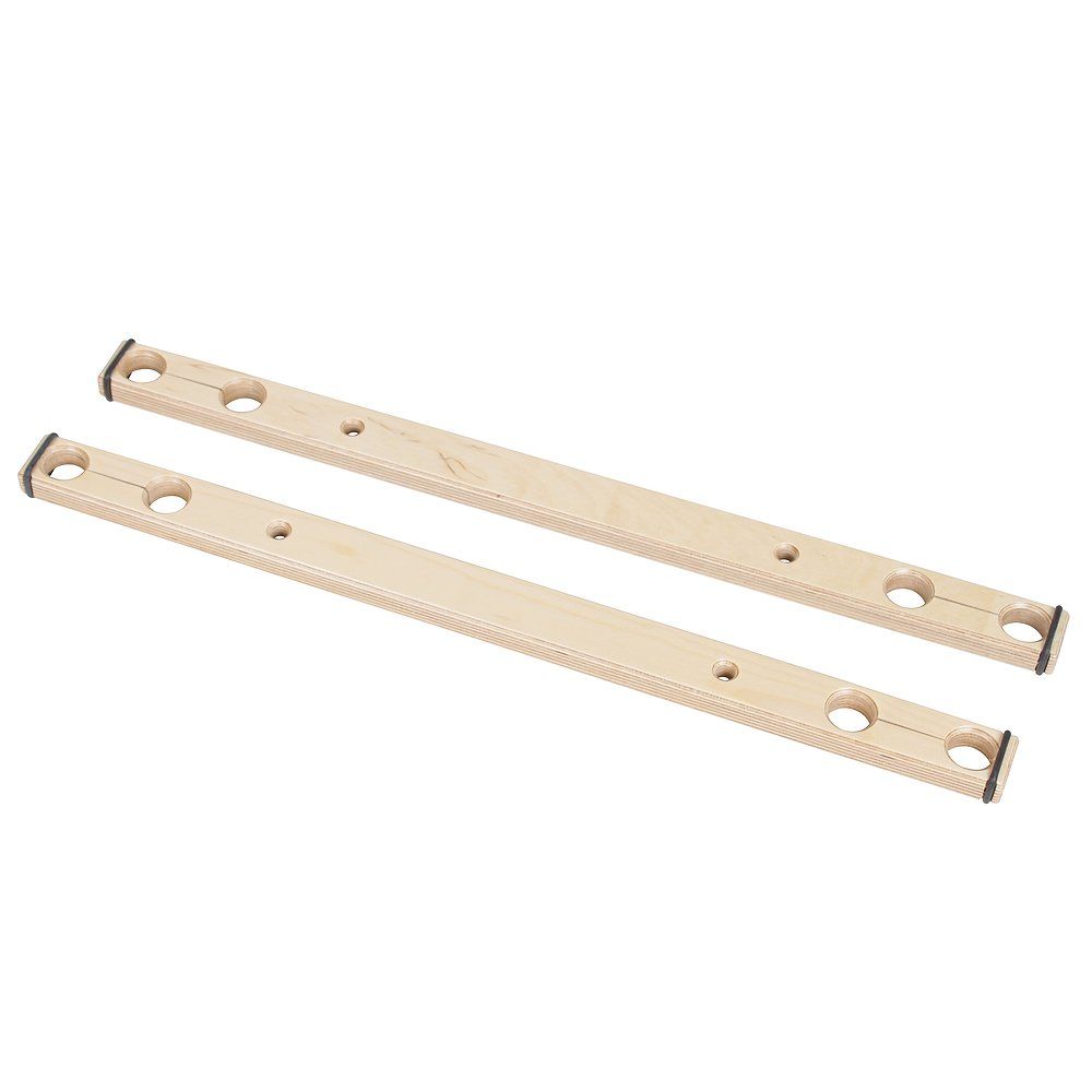 Zwei Holzleisten mit Löchern und schwarzen Enden. Holzfarbene Leisten mit mehreren Löchern. Schwarze Enden.