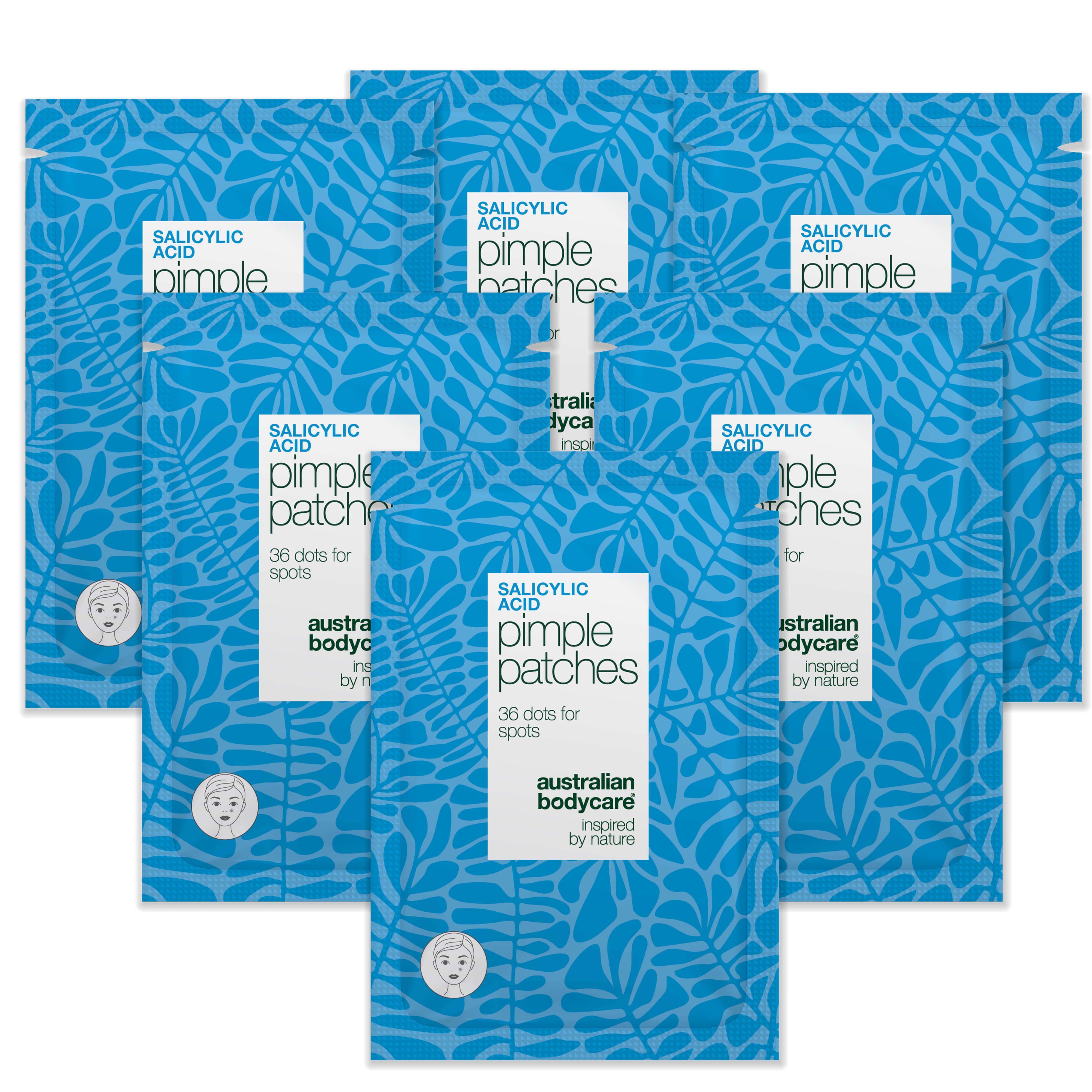 Mehrere Packungen Pickel-Patches. Blaue Verpackung mit Blättermuster und weißem Etikett mit Produktinformationen und Logo.