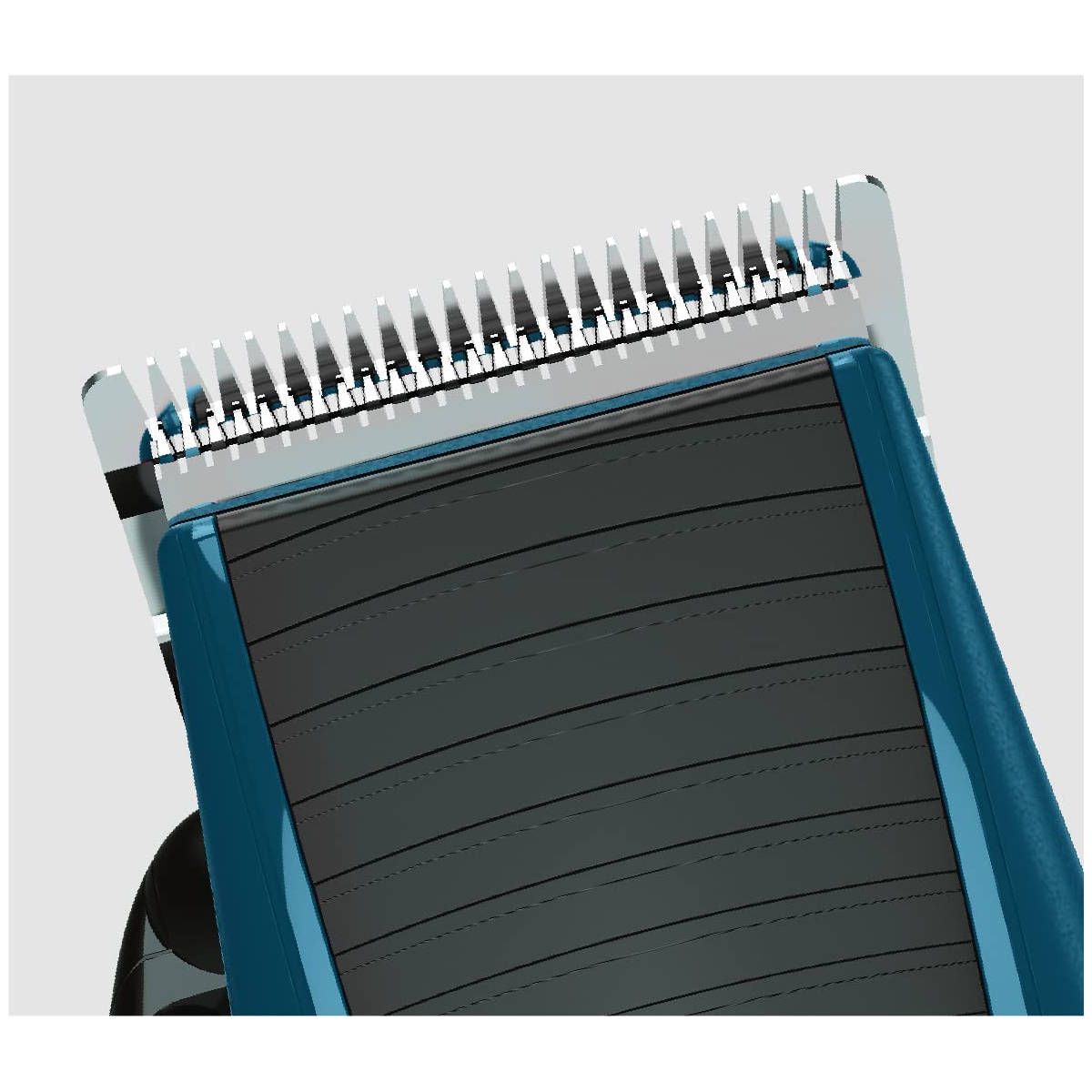 Nahaufnahme des Scherkopfes. Klingen und türkisfarbener Kunststoff. Schwarze, geriffelte Oberfläche.