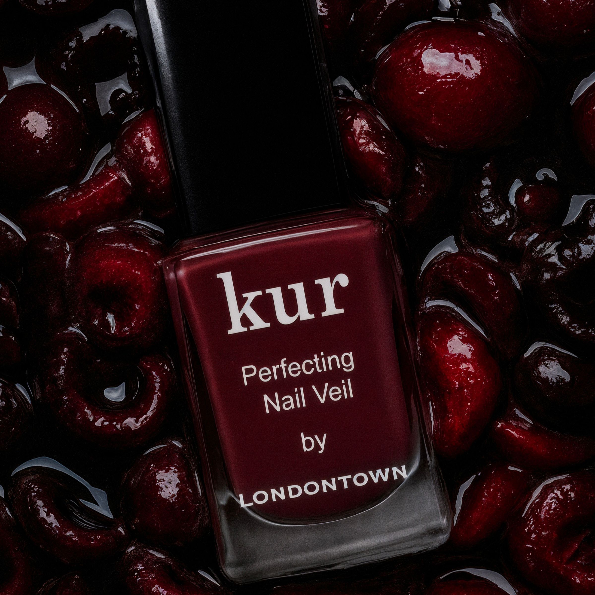 LONDONTOWN kur Nail Veil No.10 stärkende getönte Nagelpflege