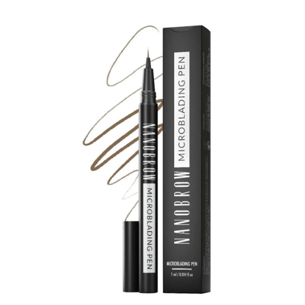 Schwarzer Stift mit Kappe und Verpackung. Aufschrift: NANOBROW MICROBLADING PEN. Braune Striche daneben.