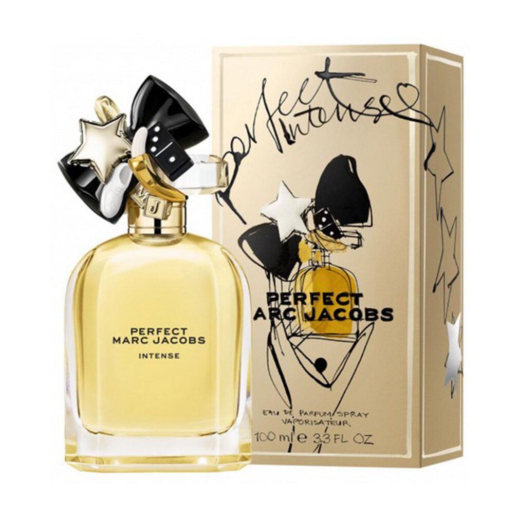 Parfümflakon und Verpackung. Goldene Flüssigkeit, schwarze Schleife. Aufschrift: PERFECT MARC JACOBS INTENSE. Verpackung mit Zeichnungen.