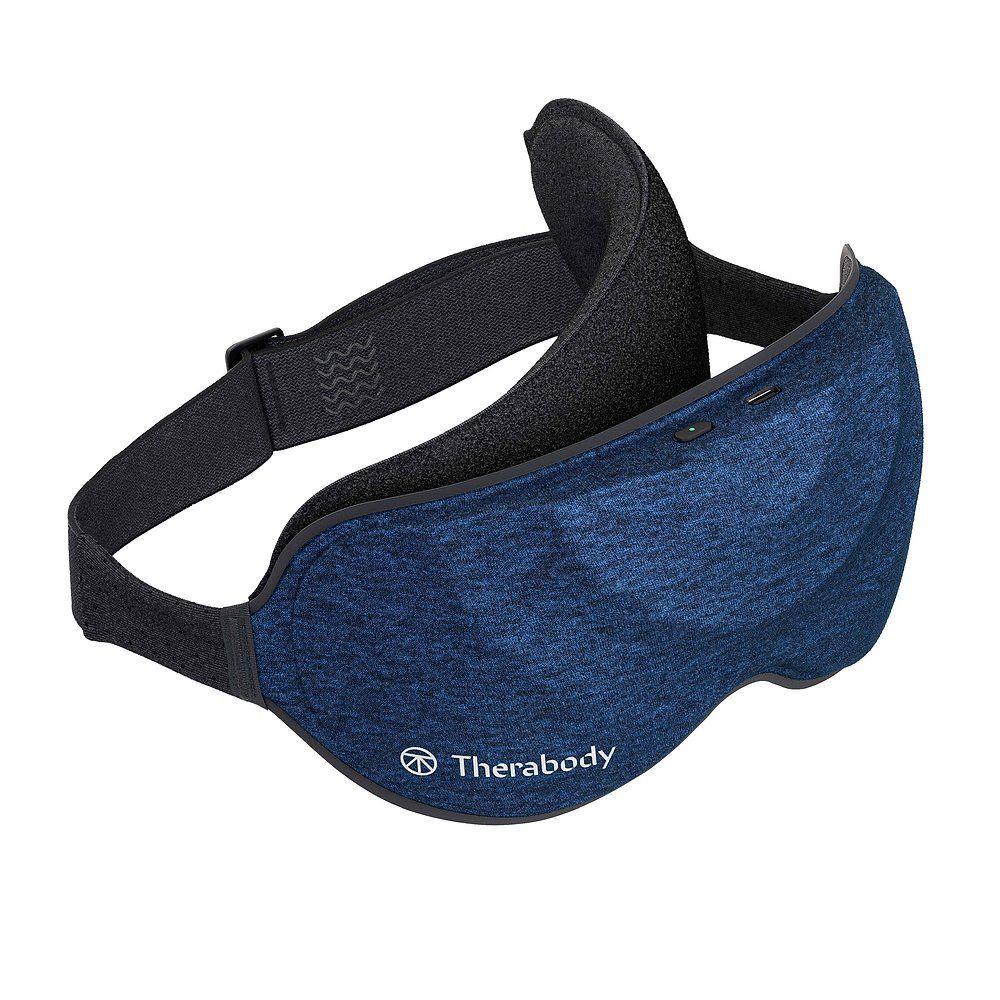 Blaue Schlafmaske mit Therabody-Logo, verstellbarem Riemen und ergonomischem Design.