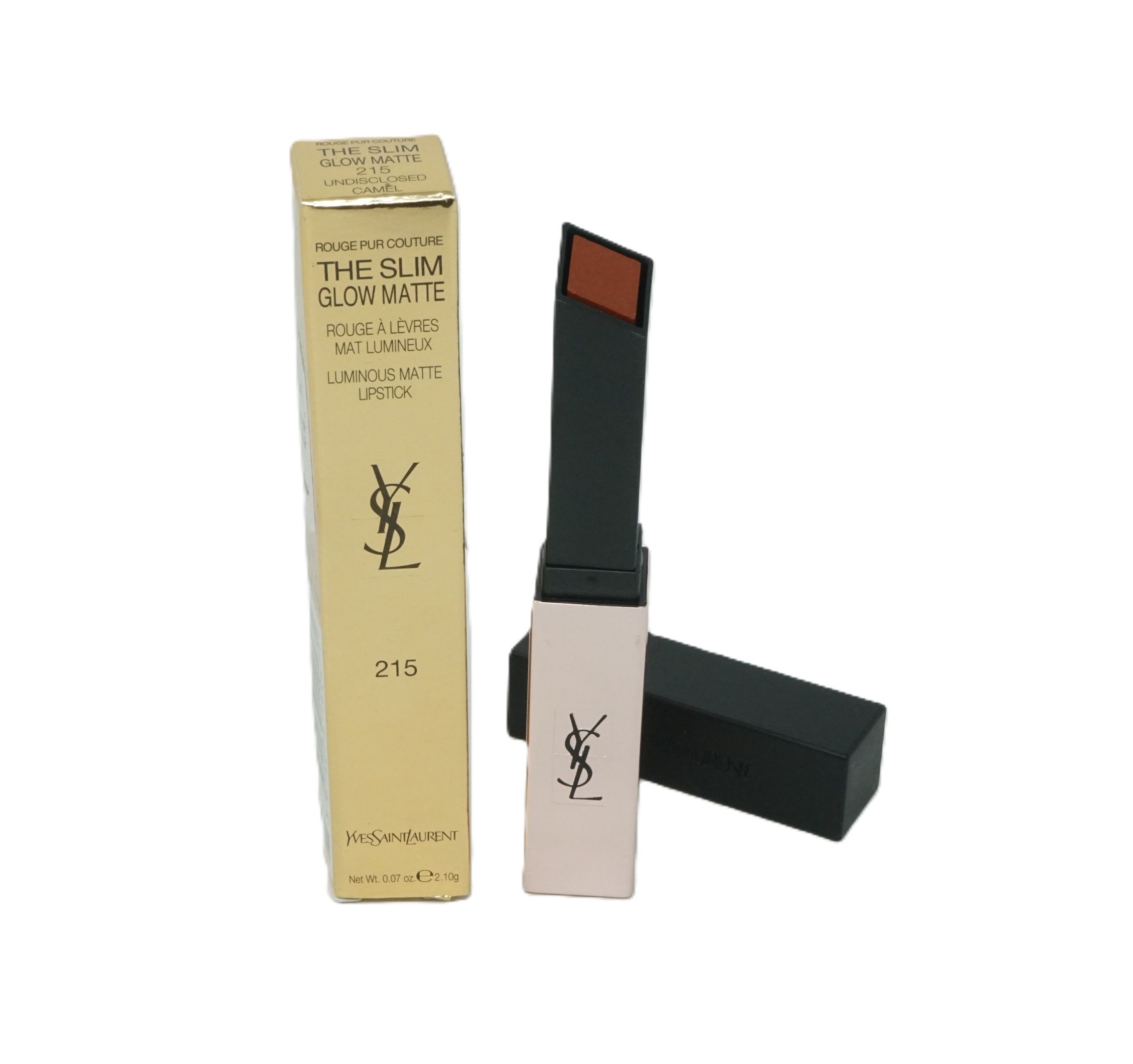 Lippenstift mit goldener Verpackung. Aufschrift: Yves Saint Laurent, The Slim Glow Matte, 215. Geöffneter Lippenstift daneben.
