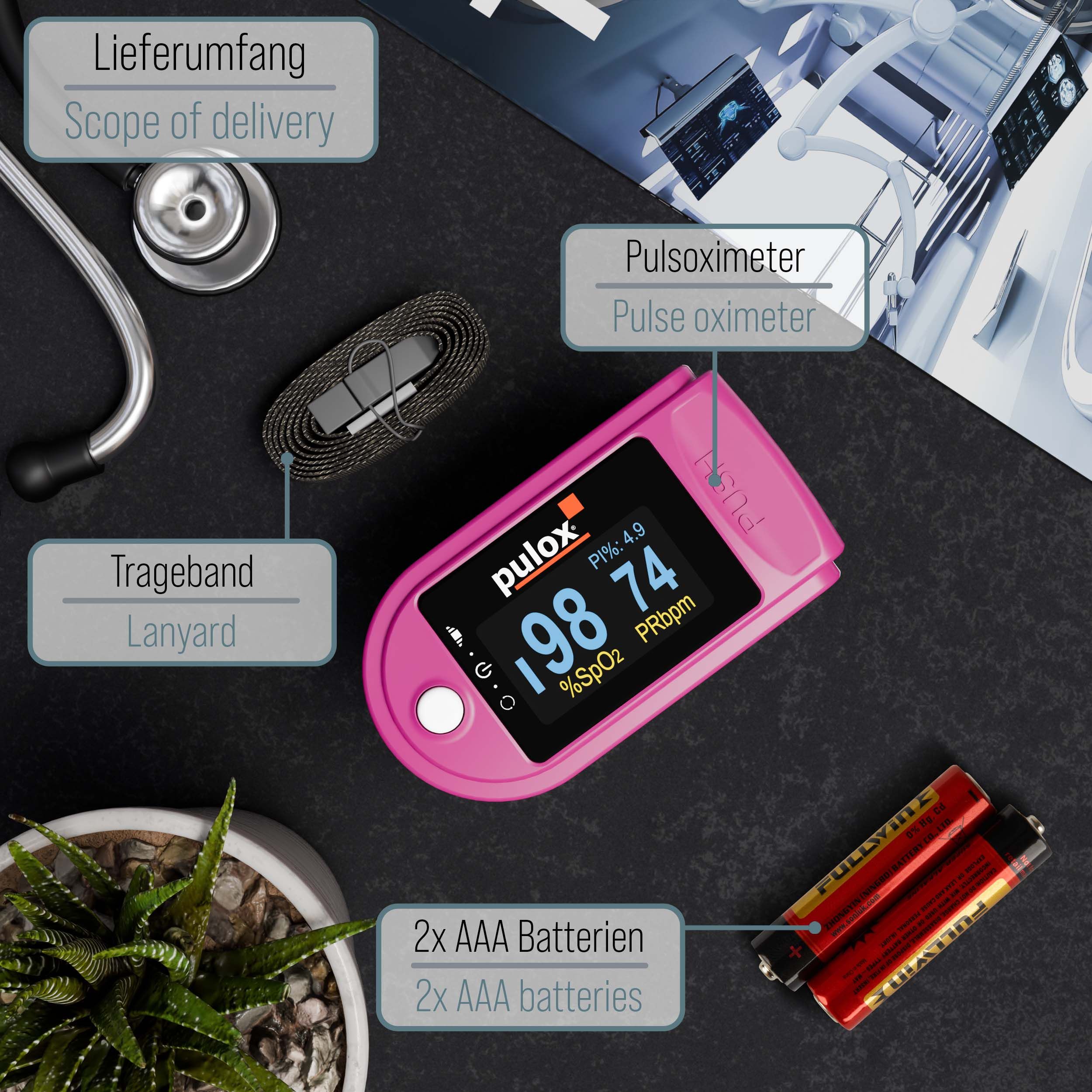 Pinkes Pulsoximeter mit Zubehör. Enthält Lanyard, 2 AAA-Batterien und ein Pflaster. Auf schwarzem Hintergrund.