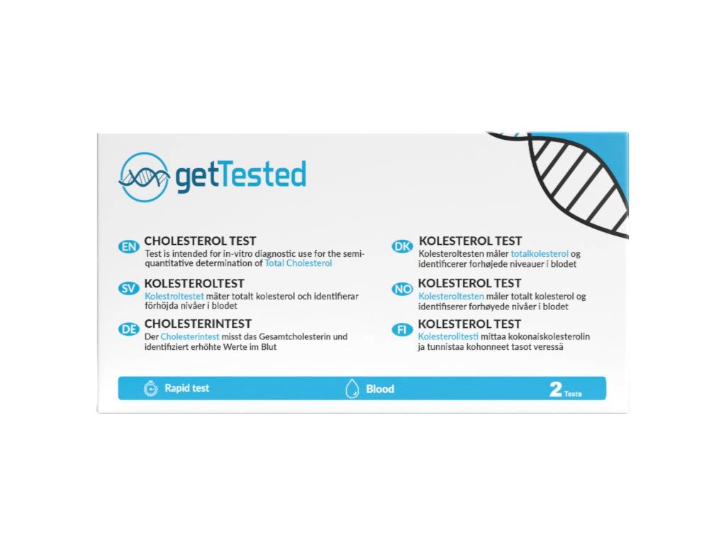 Verpackung von GetTested Cholesterin-Test. Weiß und blau. Enthält Text in mehreren Sprachen. Zeigt „Rapid test“, „Blood“ und „2 Tests“.