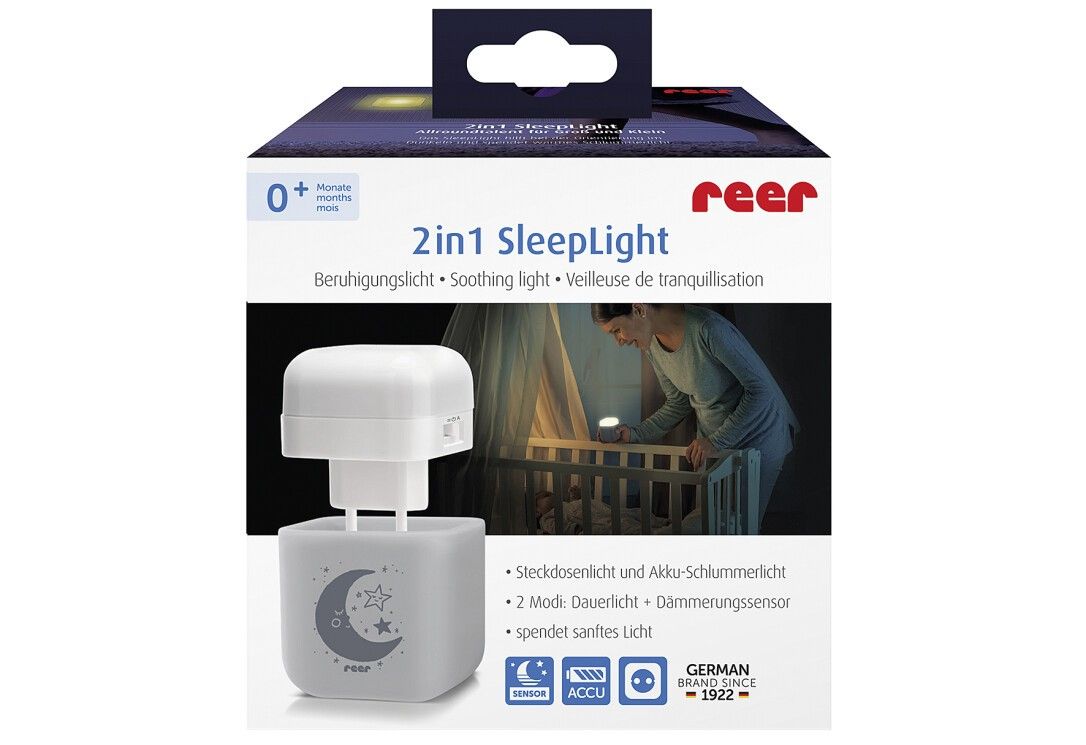 Verpackung für 2in1 SleepLight. Produkt zeigt Nachtlicht mit Mond- und Sternmotiv. Marke: reer.