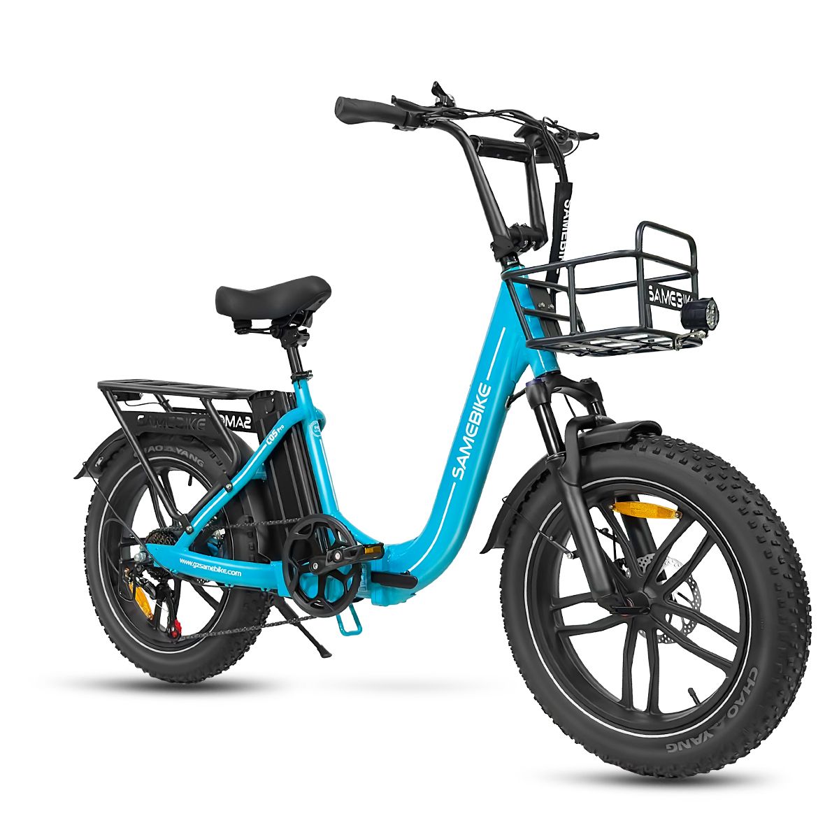 Blaues Elektrofahrrad mit schwarzem Korb, Reifen und Sattel. Marke SAMEBIKE.