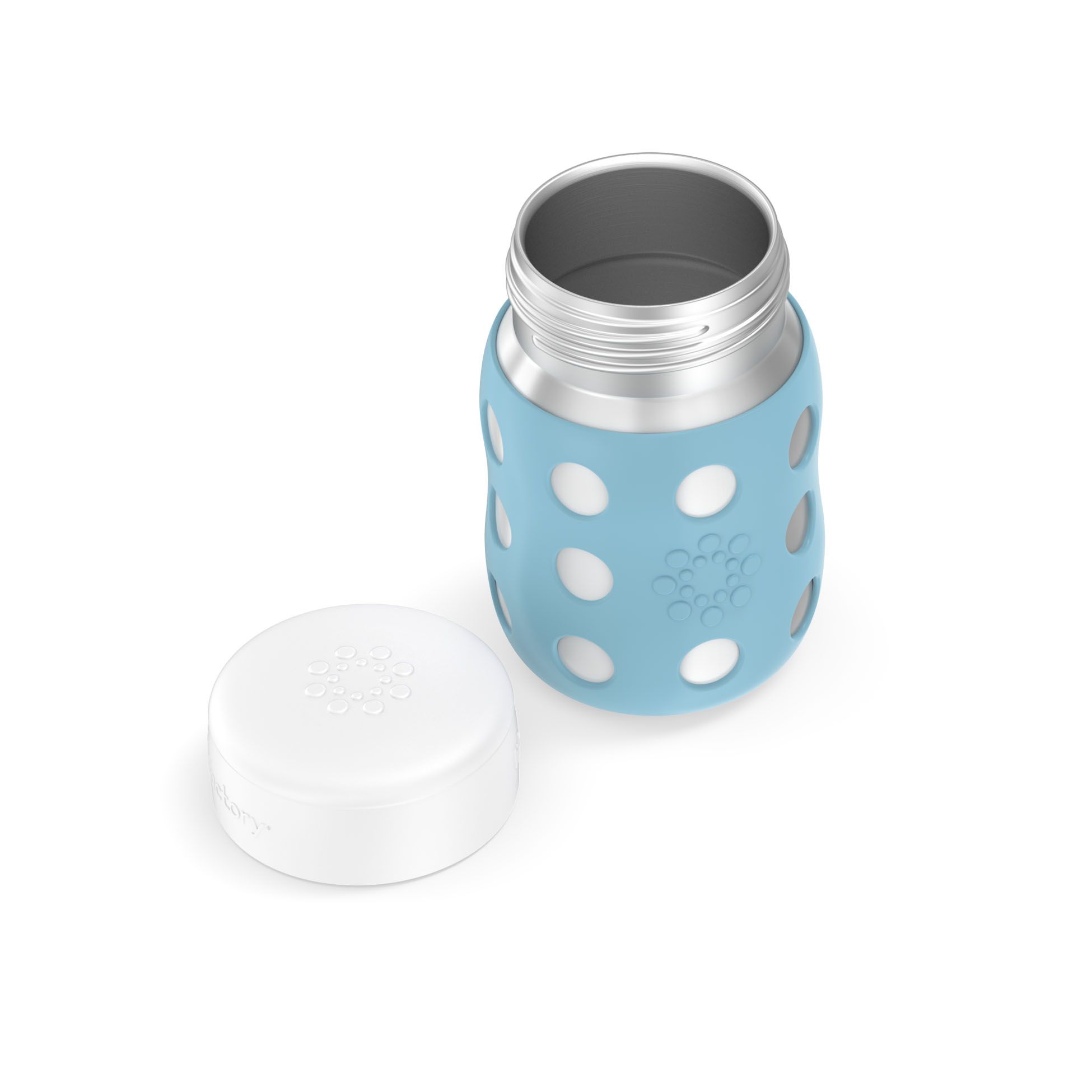 Baby-Weithalsflasche, Edelstahl, blaues Silikon, flacher Deckel daneben. Offene Flasche, Deckel mit Logo.