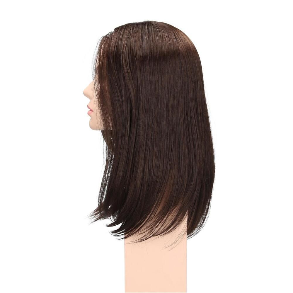 Perücke Filippa von trendhair. Dunkelbraunes Haar, schulterlang, auf einem Schaufensterkopf. Seitenansicht.